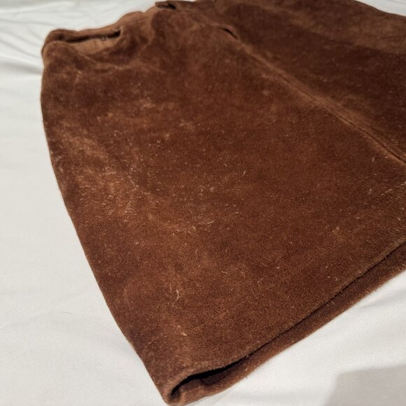 Vintage Ralph Lauren Suede Leather Skirt – Size 8 | Walnut Brown - Picture 4 of 7